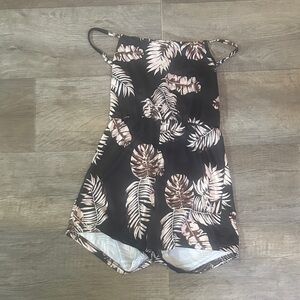 Leaf Pattern Kids Romper in Black and Cream